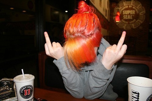 beijos.-bonde-da-ecko-red-charla-vail-fuck-you-hayley-hayley-williams-Favim.com-65586.jpg