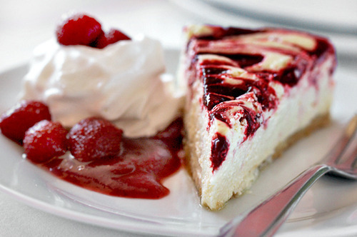 cake, cheesecake and cream
