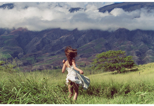 free, freedom, girl, hair, inutile et futile, marianagaioto