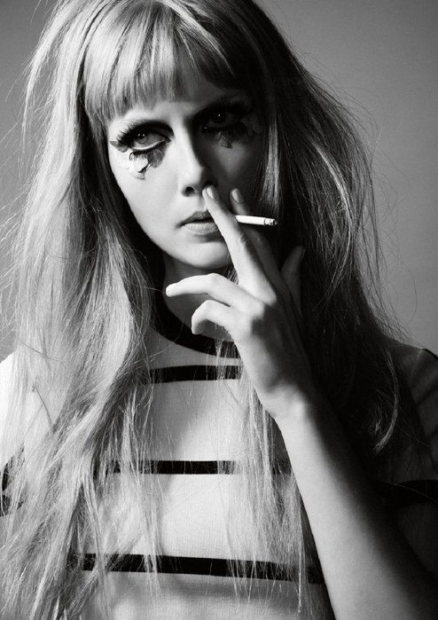 bampw-black-and-white-cigarette-eyelashes-girl-makeup-Favim.com-67602.jpg