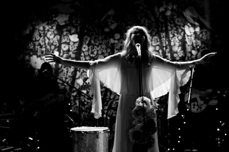 black and white,  florence and  florence   the machine
