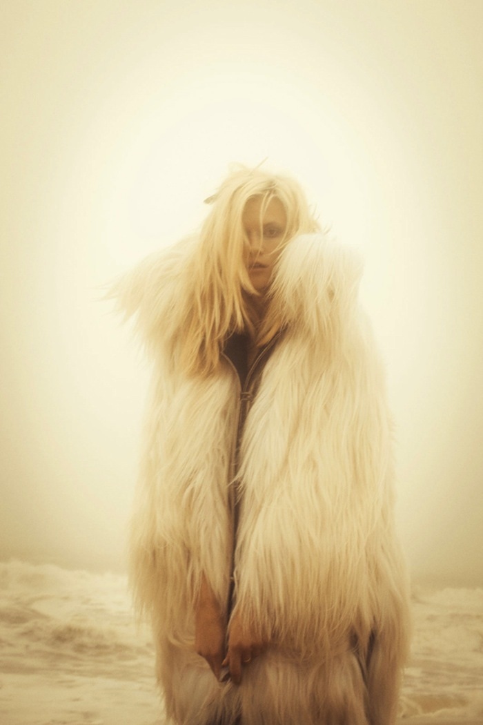blonde, fashion and fur