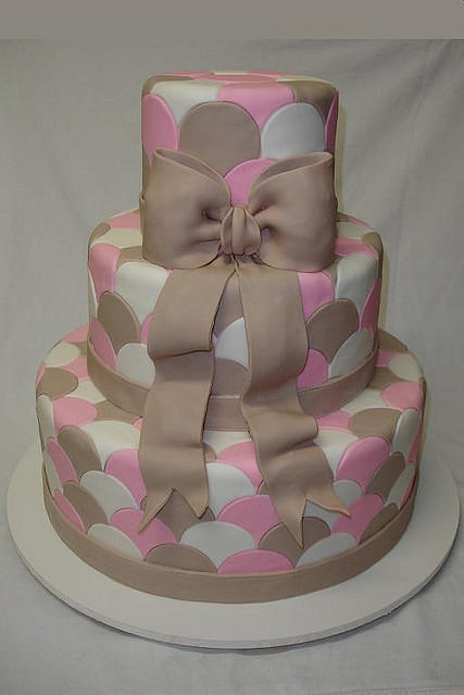 bow, cake and pink
