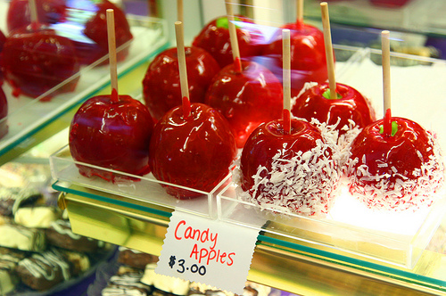 apples, candy apples and food