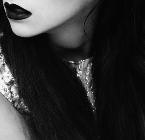 bampw-black-and-white-black-lipstick-jaw-lips-Favim.com-68132.jpg