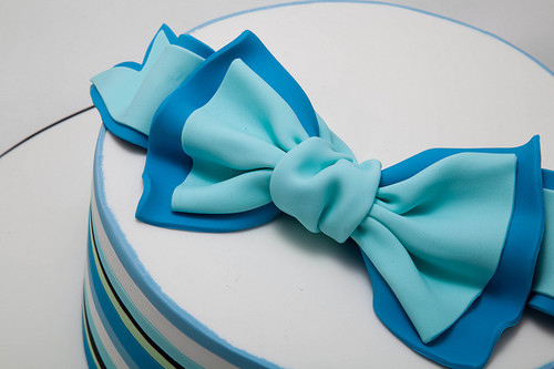 blue, bows and cake