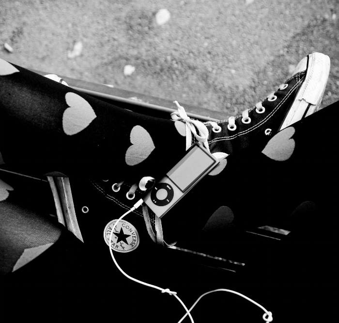 converse, heart and ipod