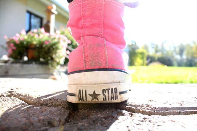 all star, converse and light