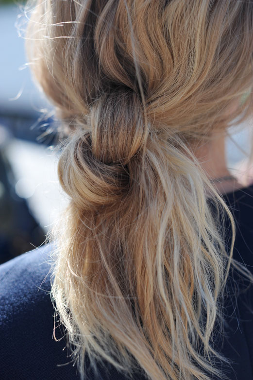 blonde, hair, knot, pony tail, style