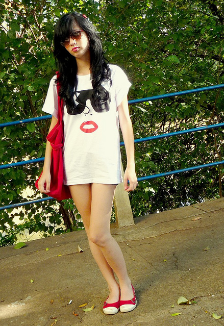 afternoon, black hair, gaga, girl, green, inyum zazizuzezo