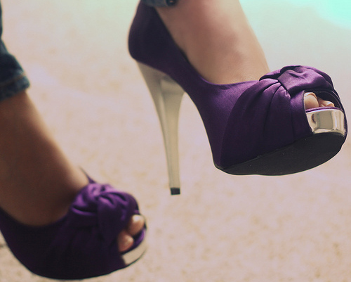feet, heel and heels