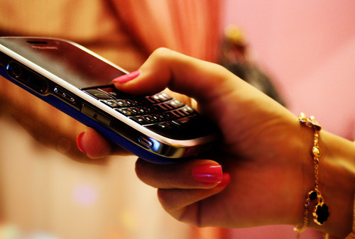 blackberry, blackberry phone, girly, hands, miley, nails