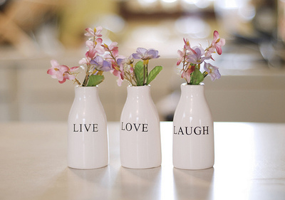 deco,  flowers and  laugh