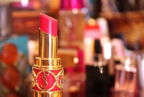 gold, lipstick and make up