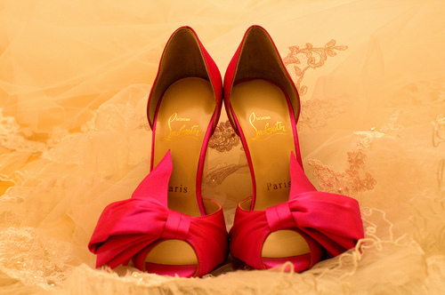 heels, high heels and hot pink