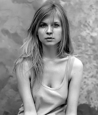 acbjs, black and white and clemence poesy