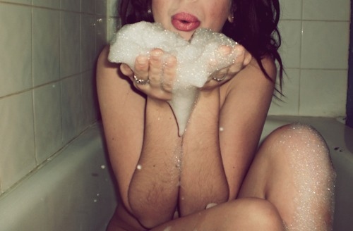 bath, bubbles and girl