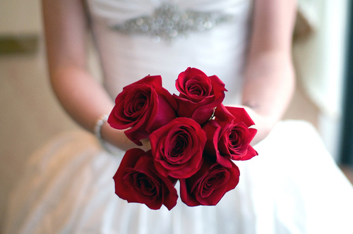 colorful cute red roses wedding wow Added Jun 13 2011 Image size 