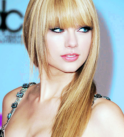 Taylor Swift on Added  Jun 14  2011   Image Size  431x476px   Source