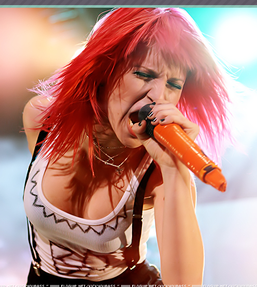 Hayley Williams Boobs 74