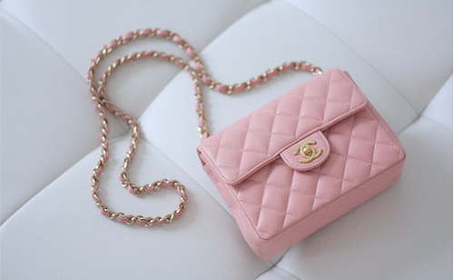 http://favim.com/orig/201106/22/bag-chanel-fashion-pink-style-Favim.com-79470.jpg