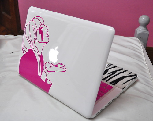 lady gaga, laptop and pink