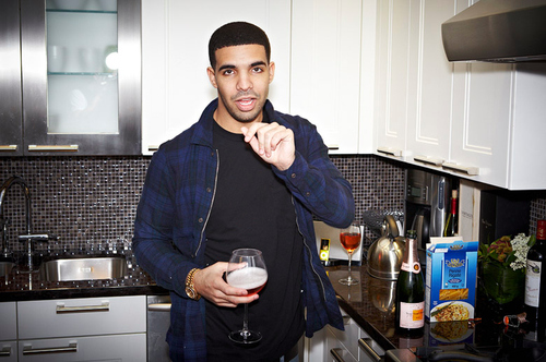 alcohol, aubrey graham, cute, drake, drizzy drake, hansome