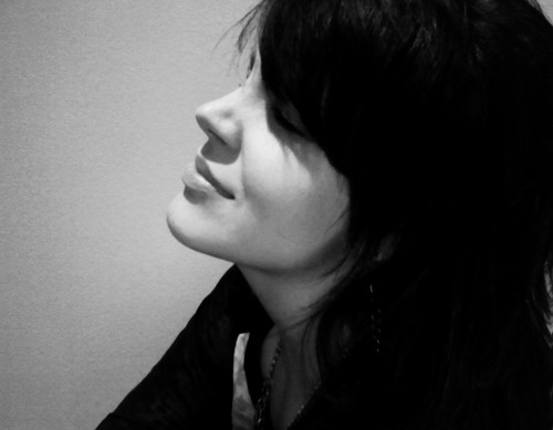 alison mosshart, black and white and not alison