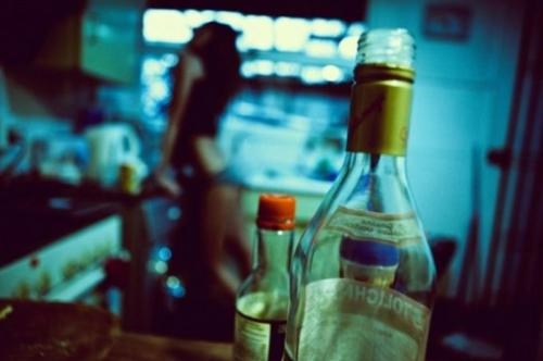 blur, bottle and girl