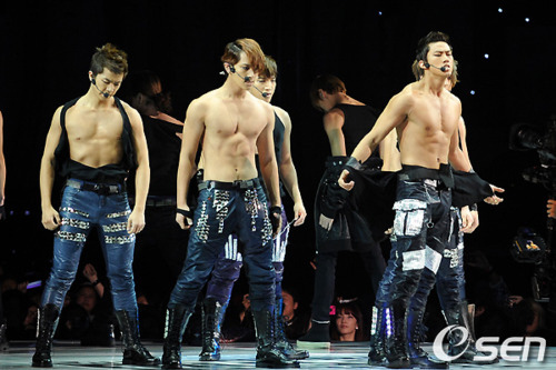2pm, chansung and hot