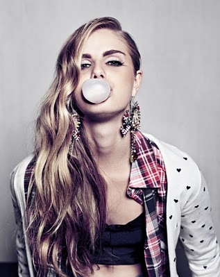 art, autumn, bubble, chewing gum, editorial, fashion