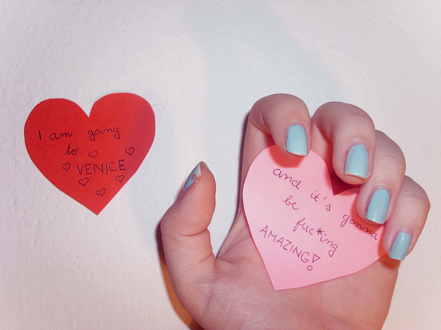 indie kid blogspot, nails and text
