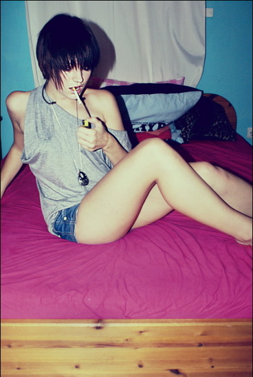 bed, cigarette and girl