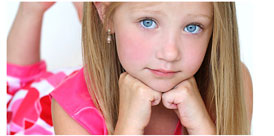 blond,  cute and  little girl