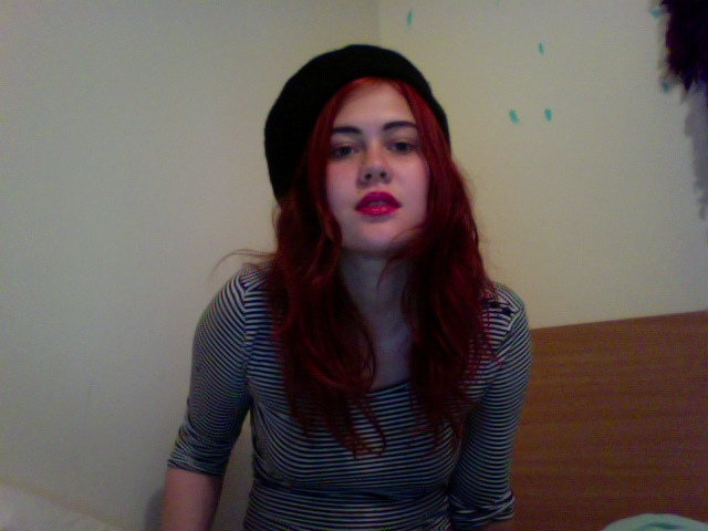 beanie, beautiful and red hair