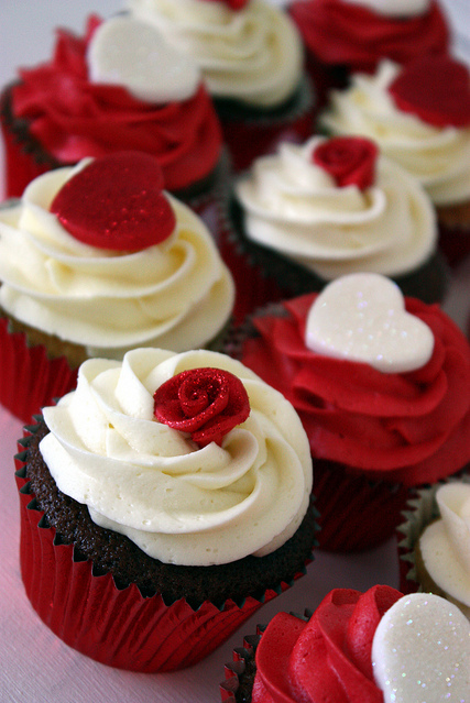 cupcakes, hearts and red