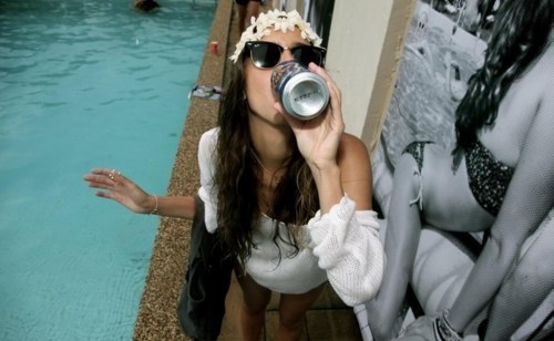 brunette,  drinking and  fashion