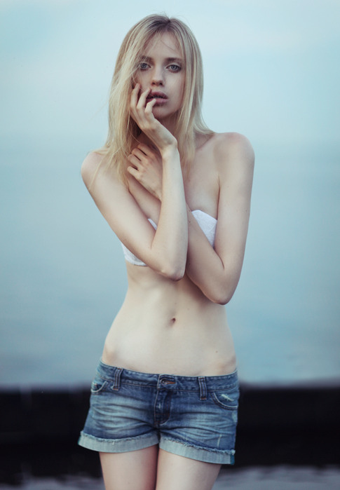 anorexia, arms and beauty