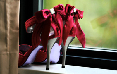 bow,  heels and  red