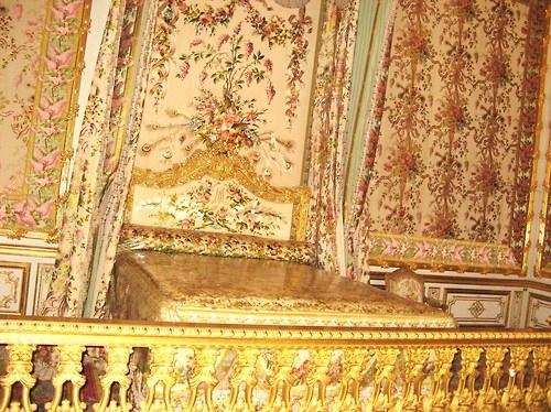 bedroom, france and gold