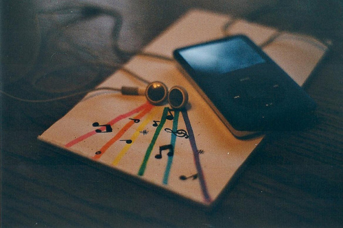 colors, earphones and ipod