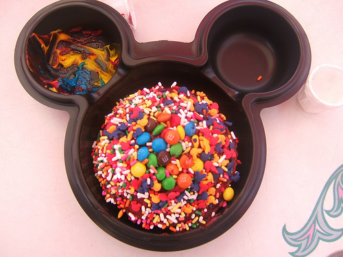 <3, candy and disney land