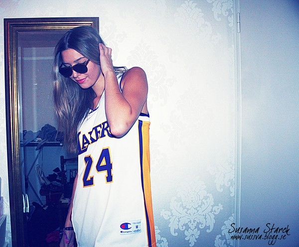 girl, glasses and lakers