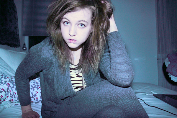 Bed Big Eyes Big Hair Black Blue Blue Image 106943