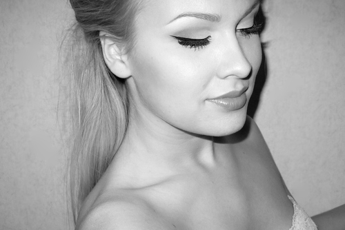 beautiful, black and white and eyeliner