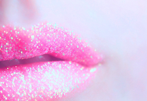 girly, glitter and lips