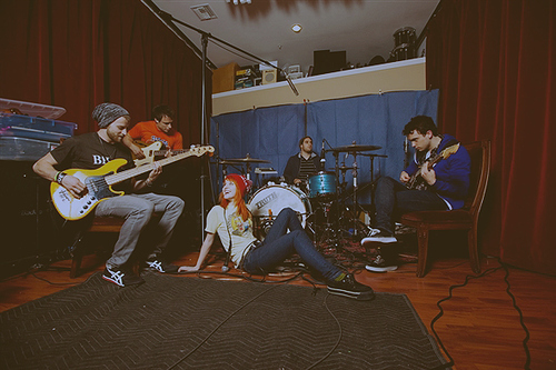 hayley williams, jeremy davis, josh farro, paramore, taylor york