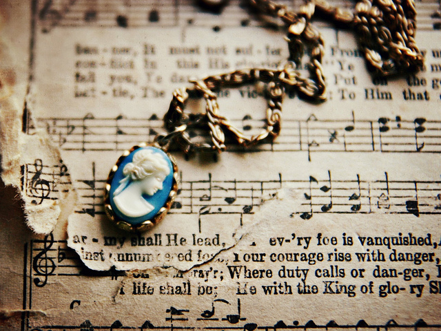 jewelry, music and necklace