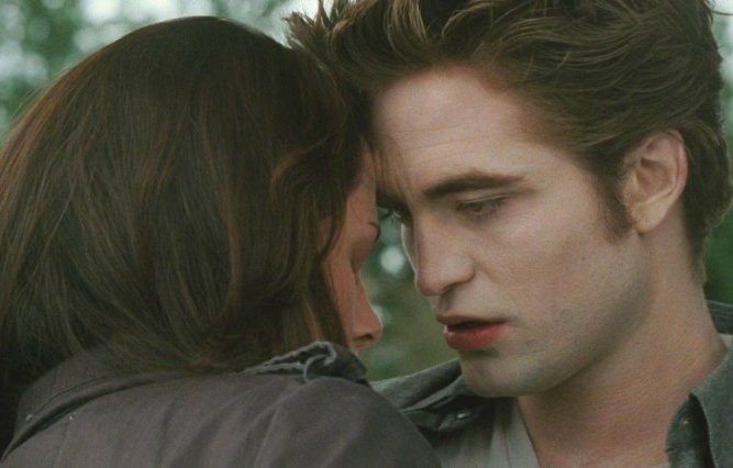 bella swan edward cullen kiss kristen stewart new moon