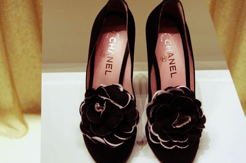 chanel, flower and i want